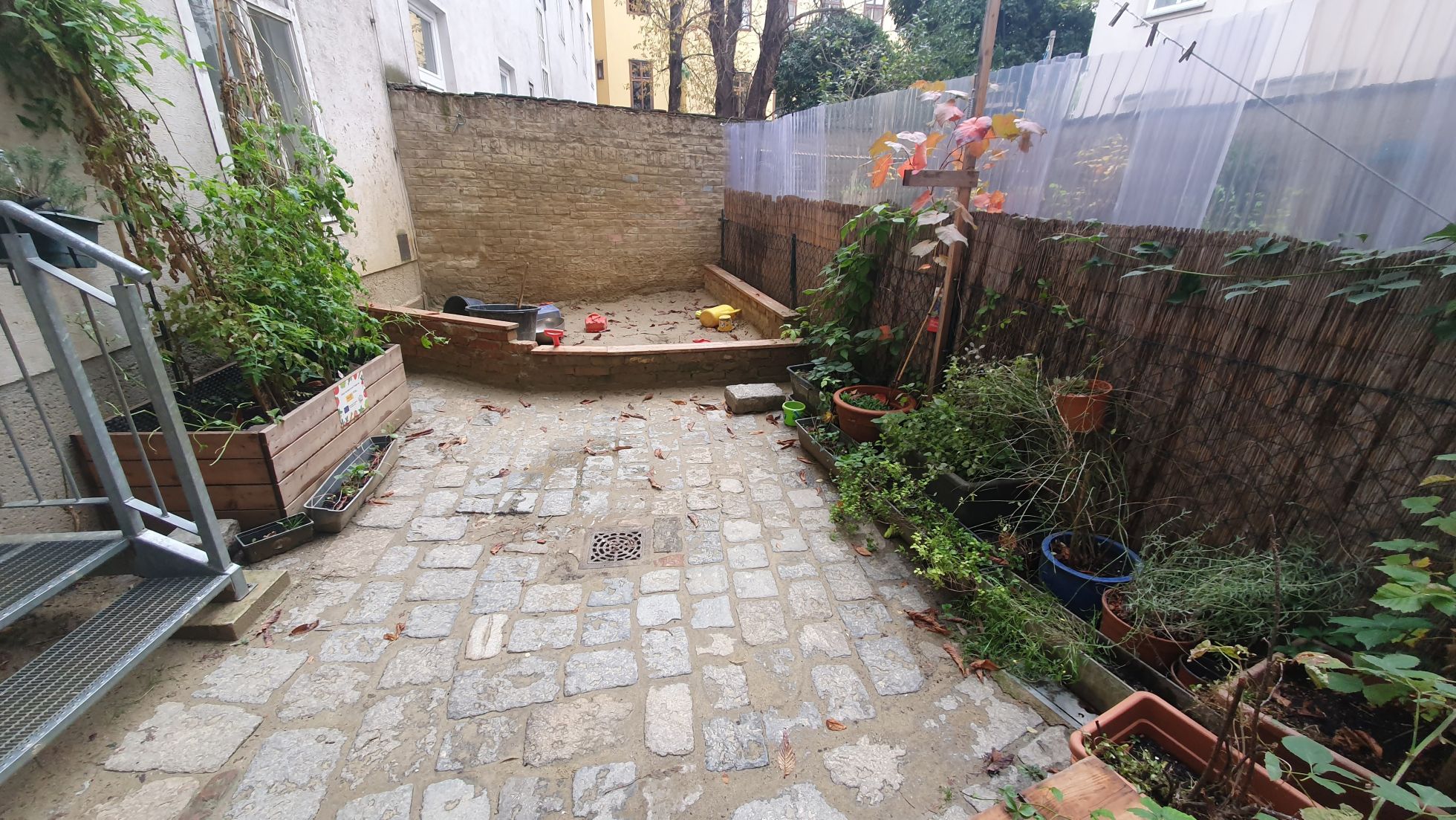 Garten Kindergruppe Simalabim Zwerge 1030