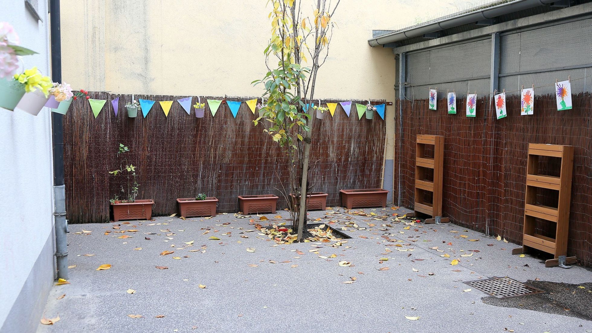 copyright: Fotostudio Petra Halwachs Außenbereich Kindergarten Hardtmuthgasse 139