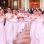 Tanzpaare im Ball-Saal