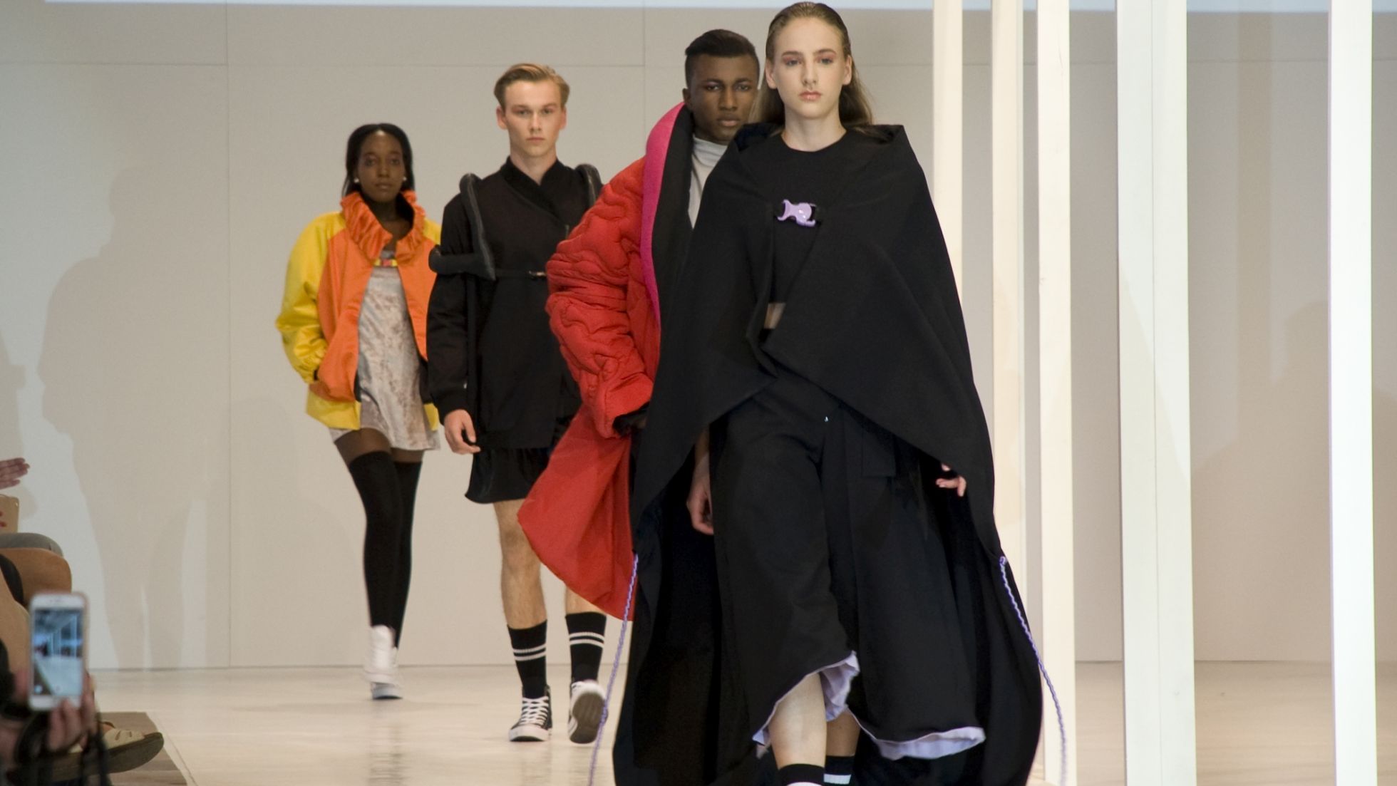 Model auf dem Laufsteg