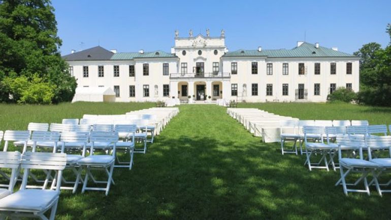 copyright: Modeschule Wien Der Schlosspark des Schloss Hetzendorf