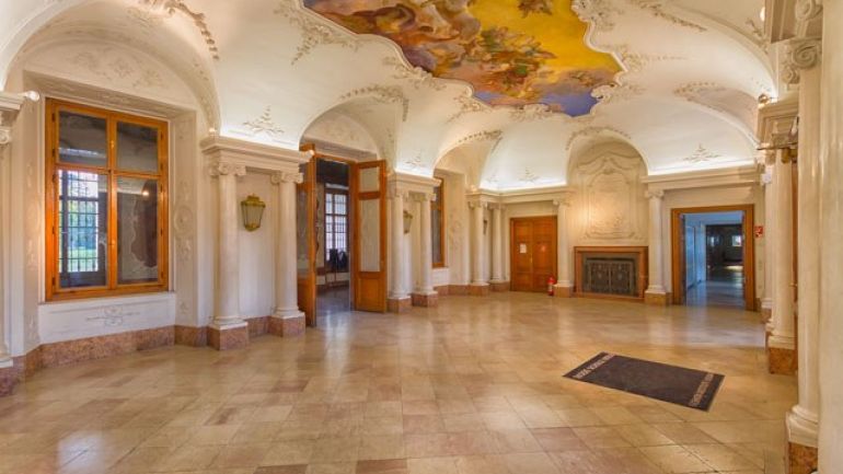 Die Aula im Schloss Hetzendorf