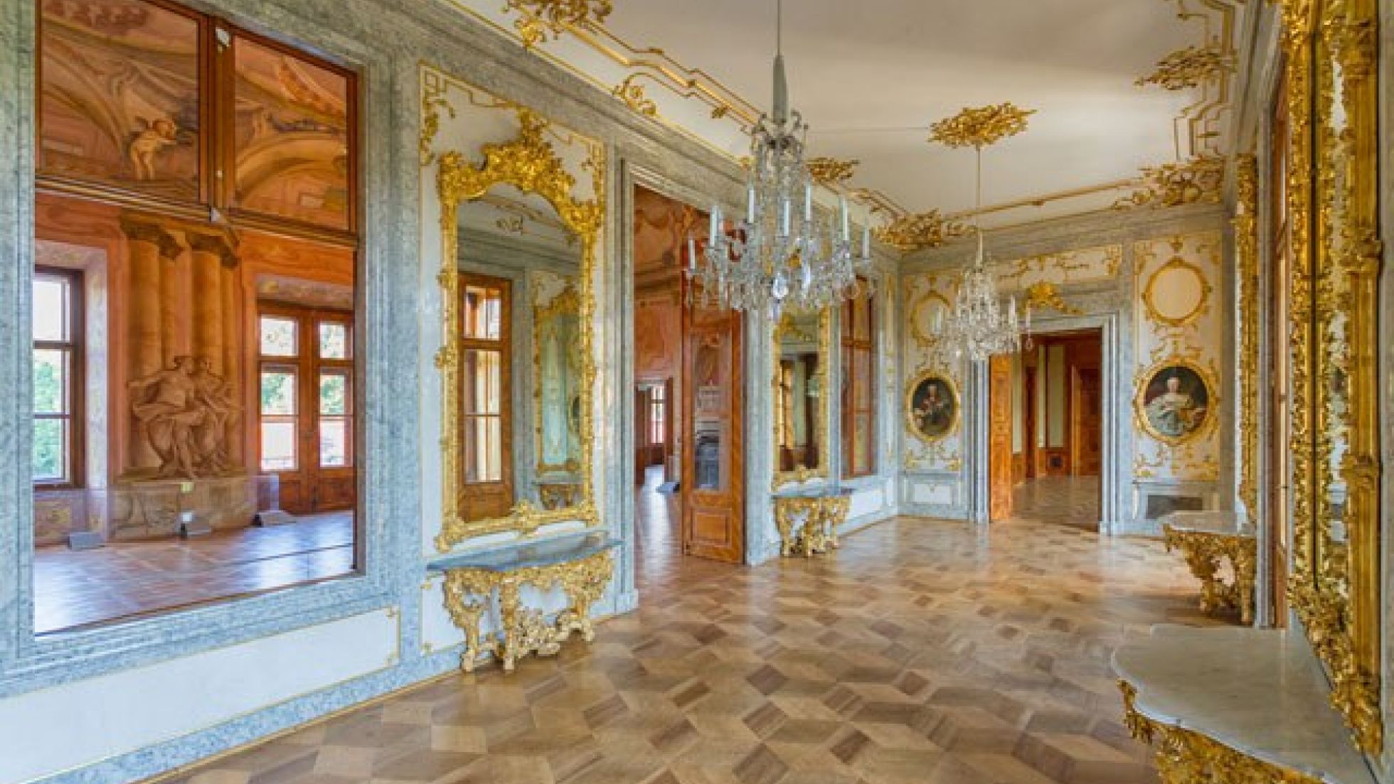 Die Spiegelgalerie im Schloss Heztendorf