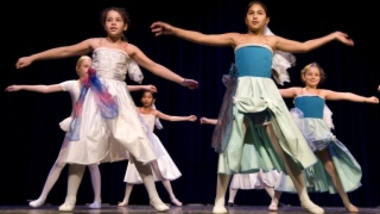 Tanzklasse mit Kindern