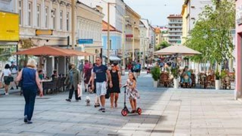 copyright: Stadt Wien/G. Götzenbrucker Menschen in einer Fußgängerzone