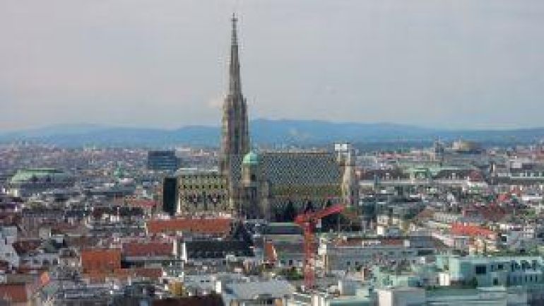copyright: lizenzfrei Dächer der Wiener Innenstadt mit Stephansdom