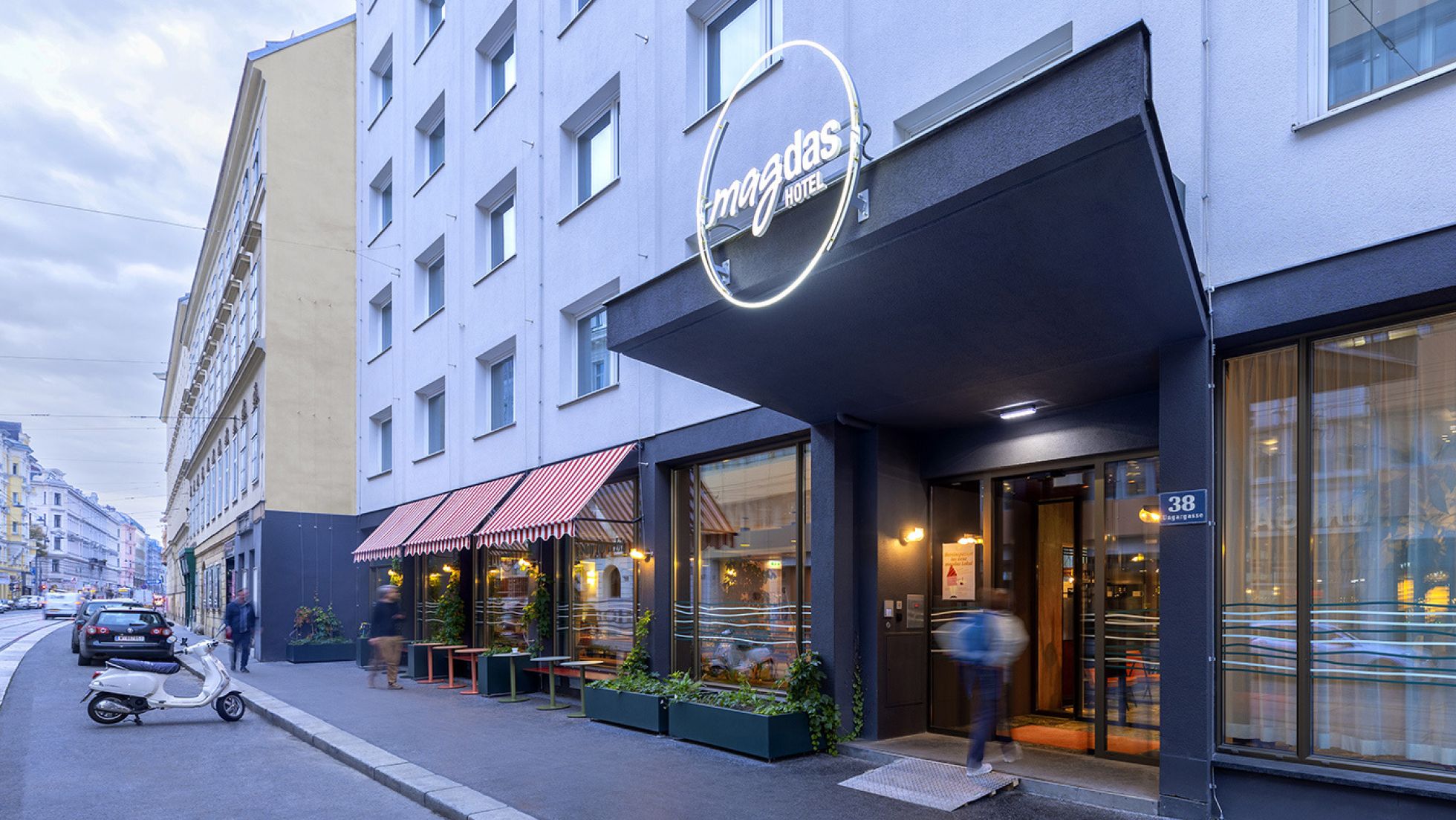Hotel mit zurückhaltender Architektur