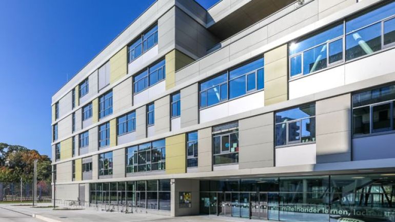 copyright: MA19/Christian Fürthner Modernes Schulgebäude