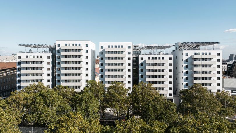 copyright: Daniel Hawelka Mehrstöckiger Wohnbau mit 5 Baukörpern