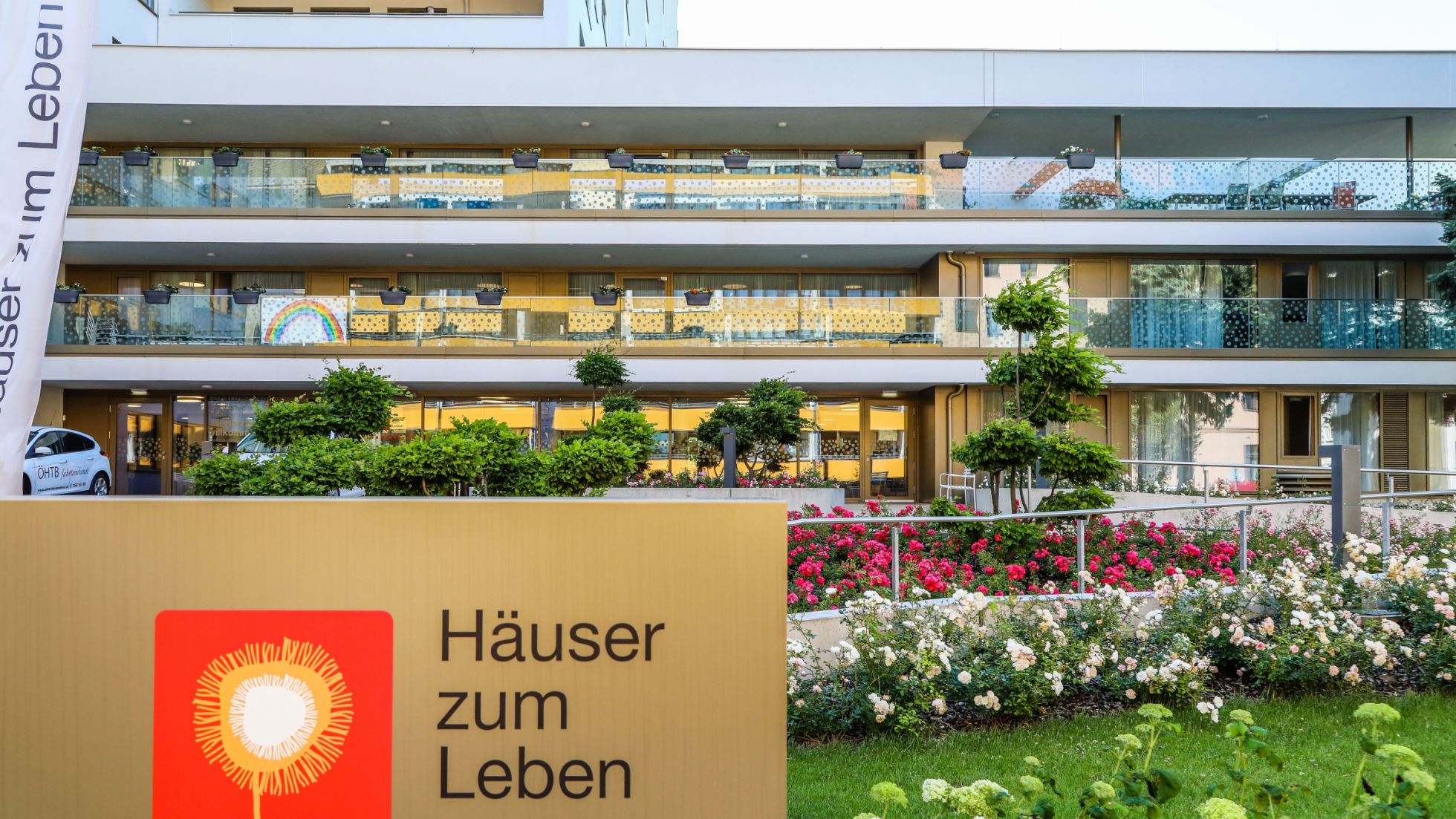 copyright: MA20/Christian Fürthner Fassade eines Pensionist*innen-Wohnhauses in Penzing