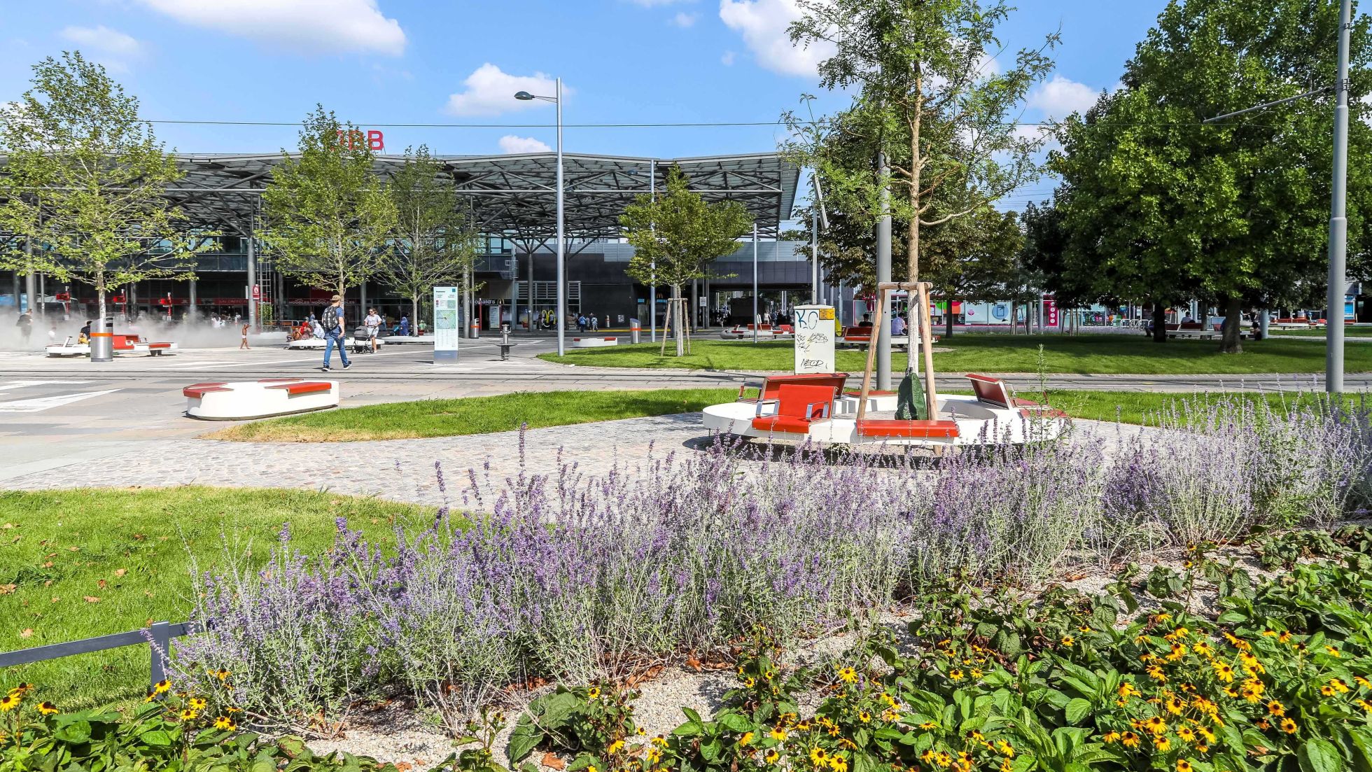 copyright: Stadt Wien/Christian Fürthner Runde Sitzbank