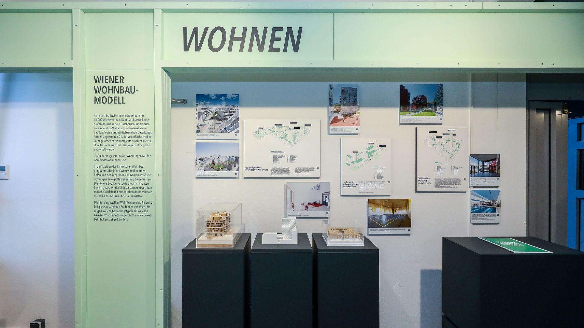 Schautafeln und Modelle