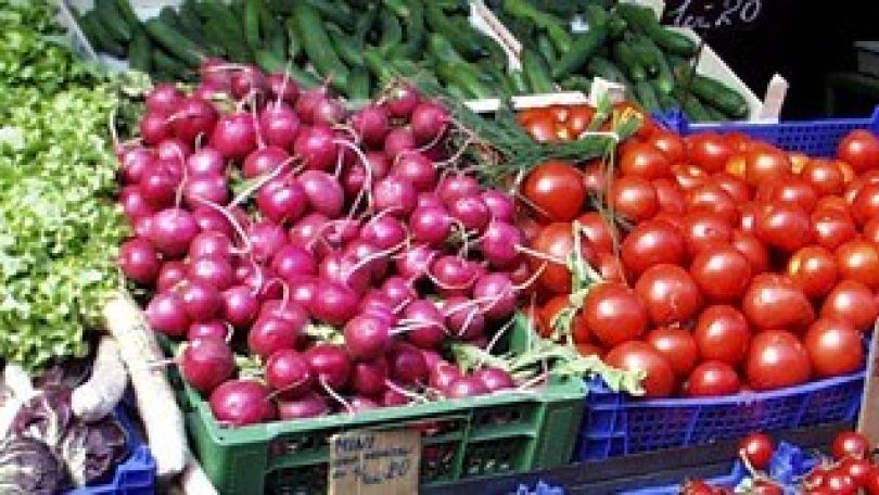 copyright: Andreas Piegler Radischen, Paradeiser und Gurken in Körben