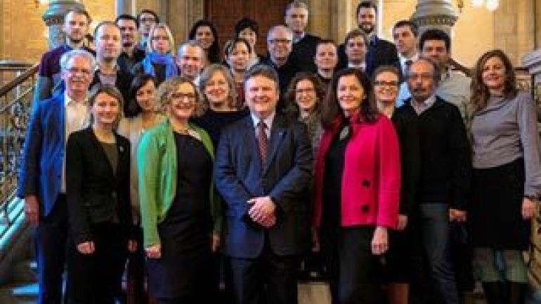 Wohnbaustadtrat Ludwig mit den ExpertInnen der EU-Städtepartnerschaft zum Thema "Wohnen"