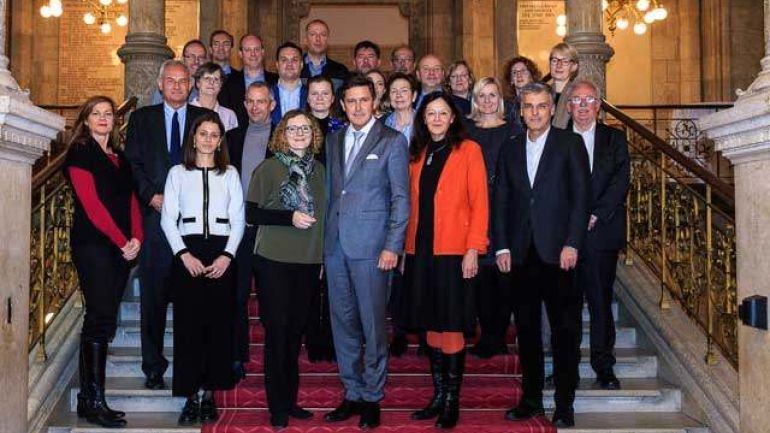 Gruppenbild vom Abschlusstreffen der EU-Städtepartnerschaft zum Thema Wohnen