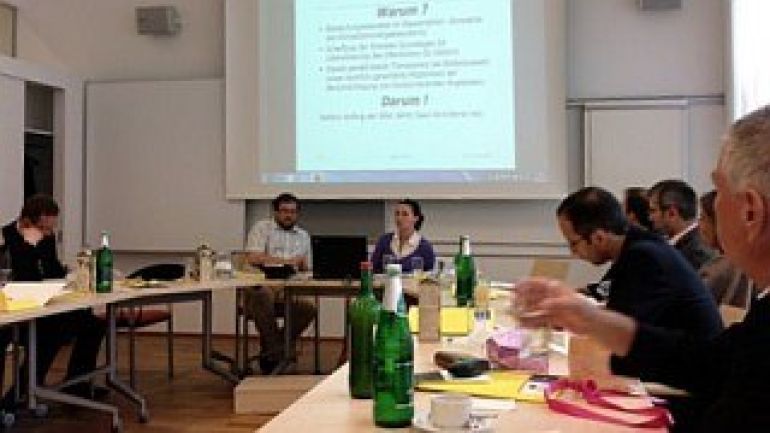 copyright: Sylvia Bukovacz Vortragende sowie Teilnehmerinnen und Teilnehmer an einem Workshop