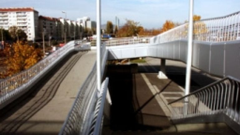 copyright: Kurt Wurscher - MA 29 Auffahrt des Radweges auf die Reichsbrücke