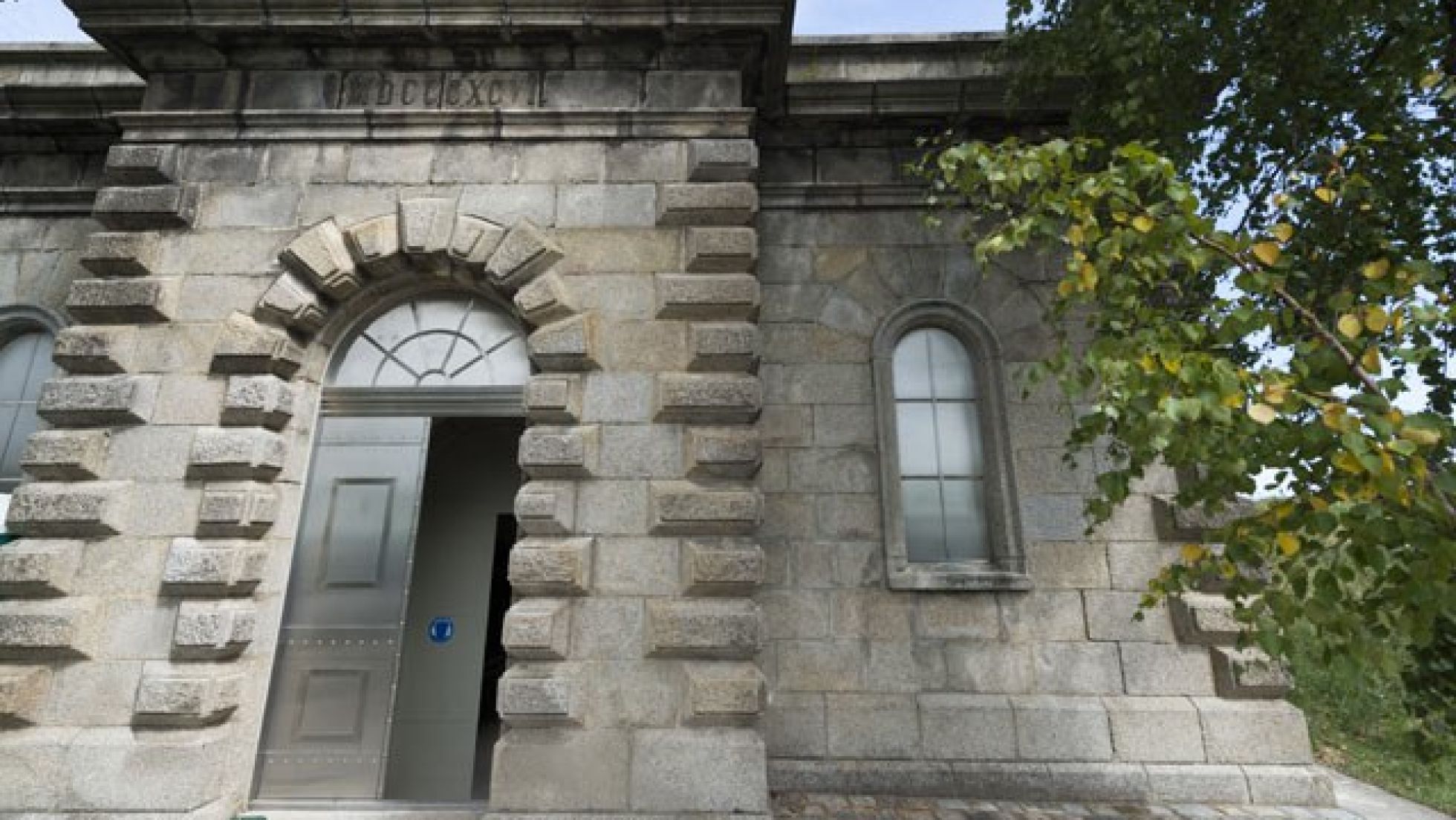 Aussenansicht des Wasserbehälters Schafberg