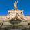Brunnen mit Figur Pallas Athene