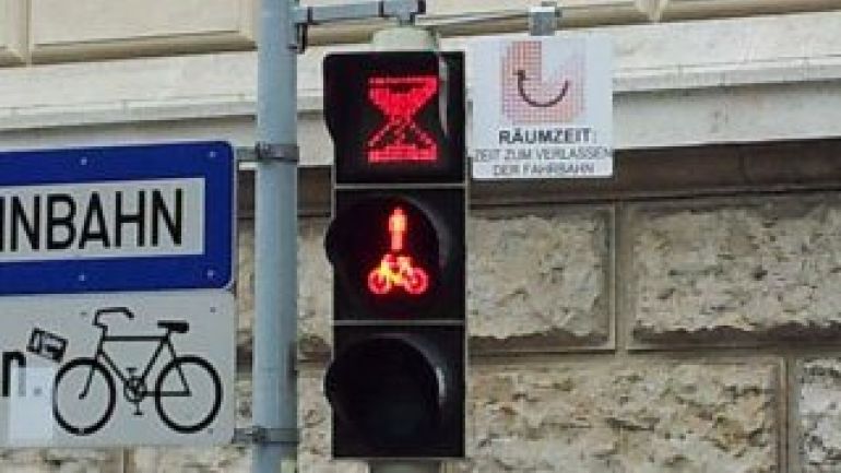 copyright: MA 33 - Susanne Kammermayer Ampel mit Wartezeitanzeige