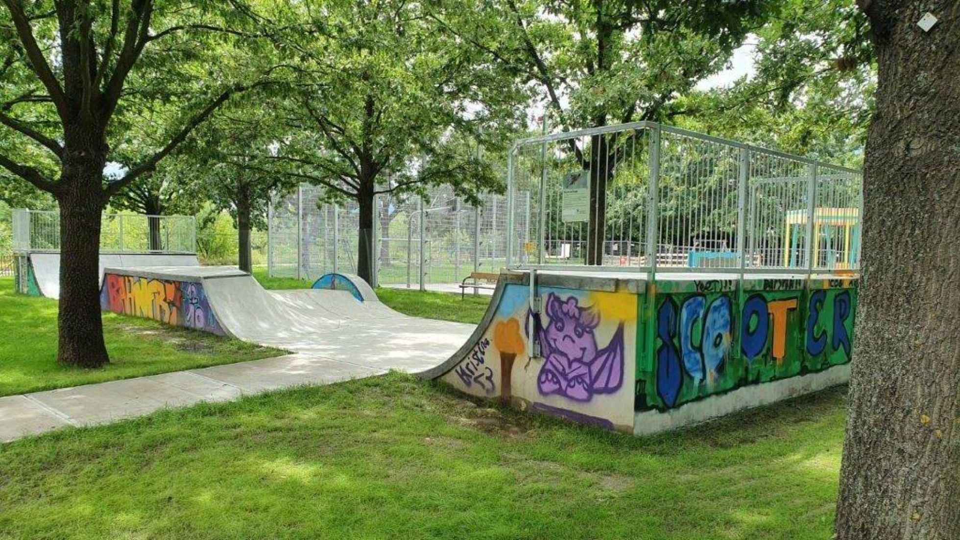 Skate-Anlage in einem Park