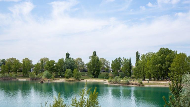 Blick über einen Teich