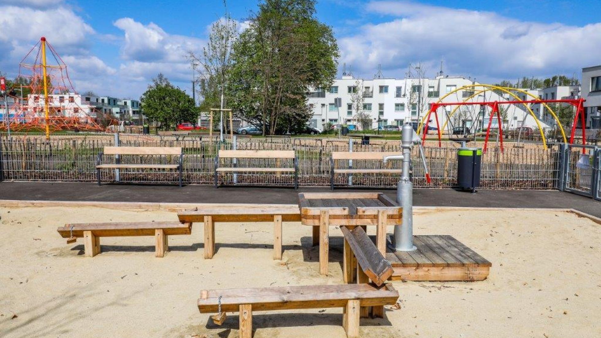 copyright: Fürthner Holzkonstruktion auf einem Spielplatz