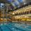 Sprungturm in der Schwimmhalle des Amalienbades