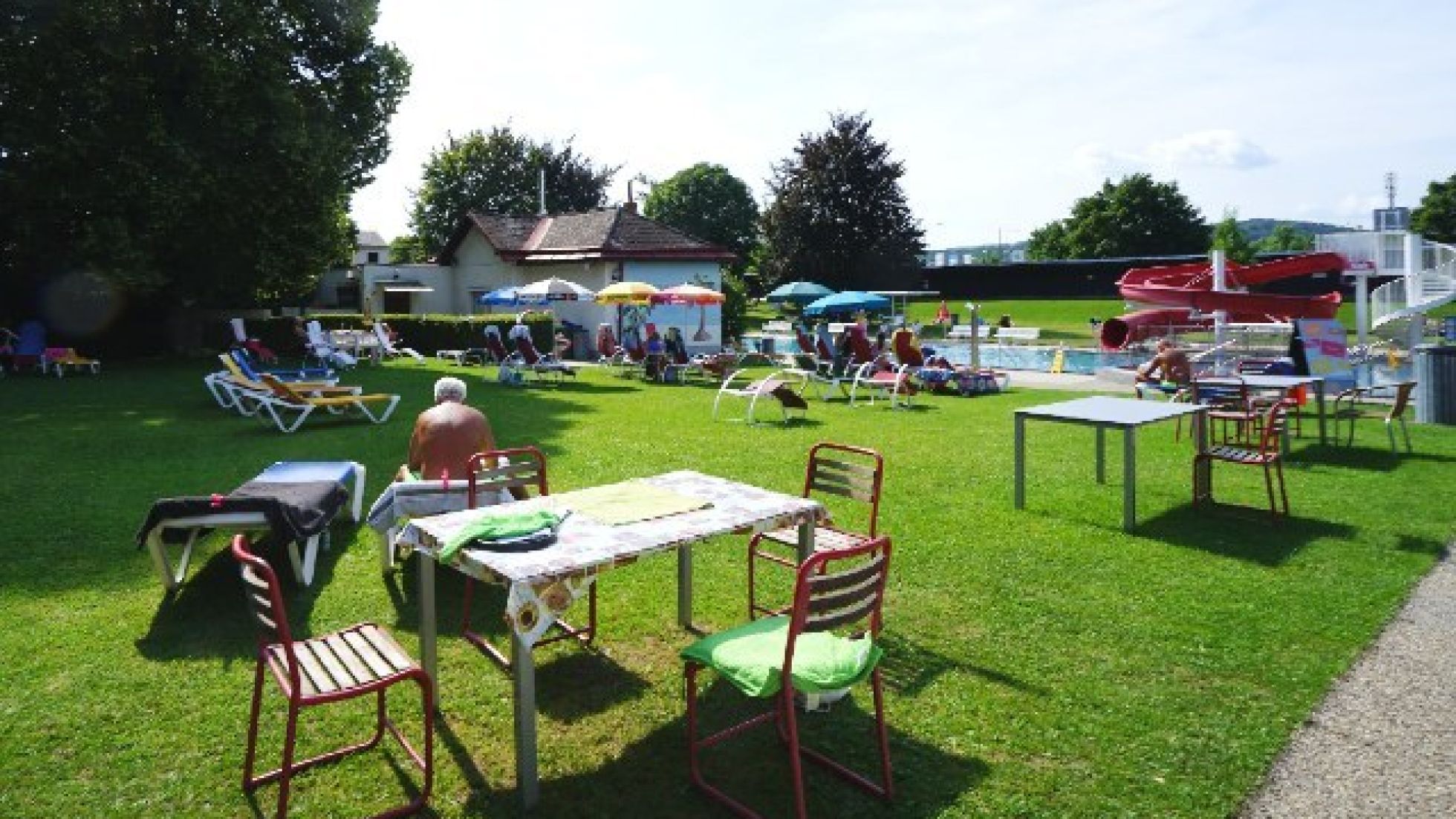 copyright: Stadt Wien/Horst Lassnig Liegewiese im Hadersdorf-Weidlingauer Bad