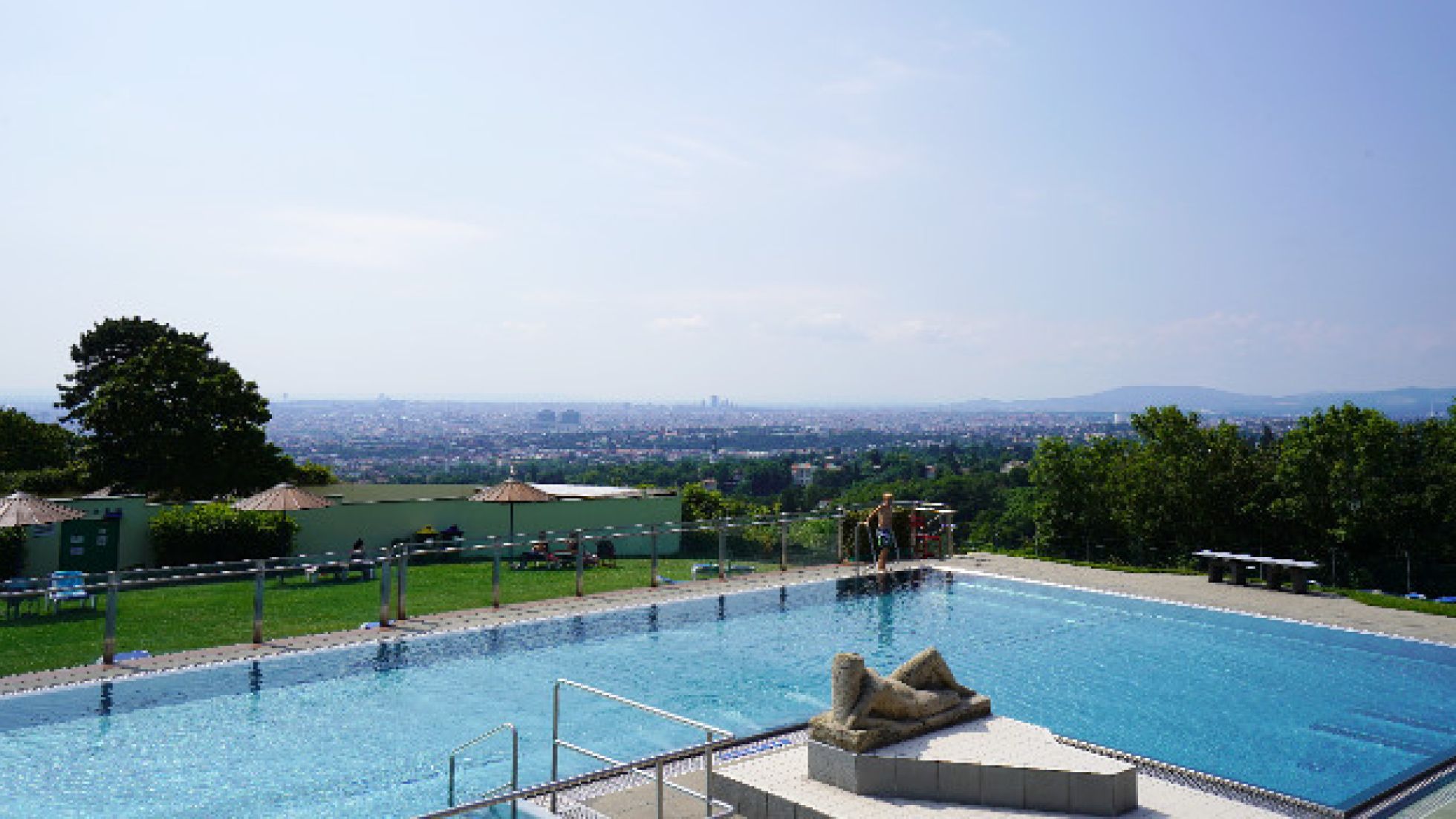 copyright: Stadt Wien/Horst Lassnig Becken im Krapfenwaldlbad