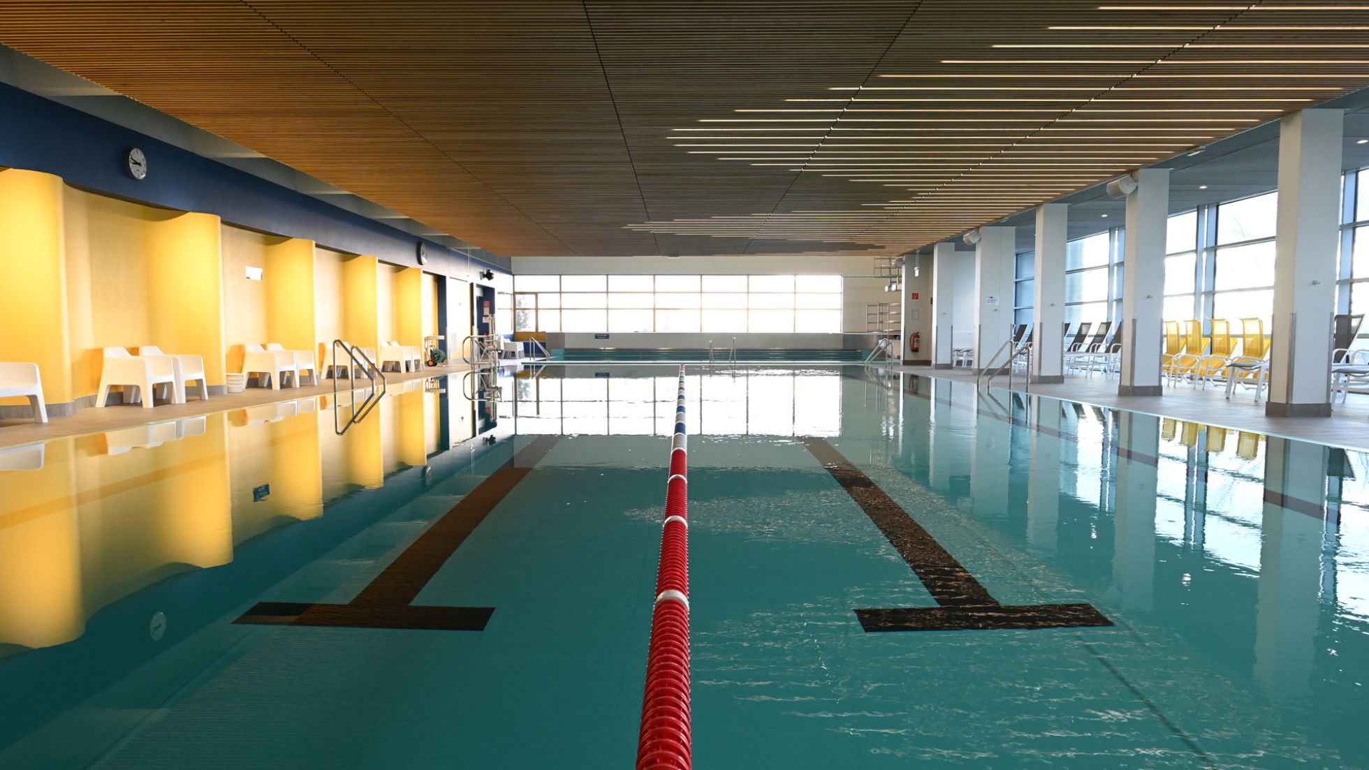 Schwimmbecken im Hallenbad Ottakring