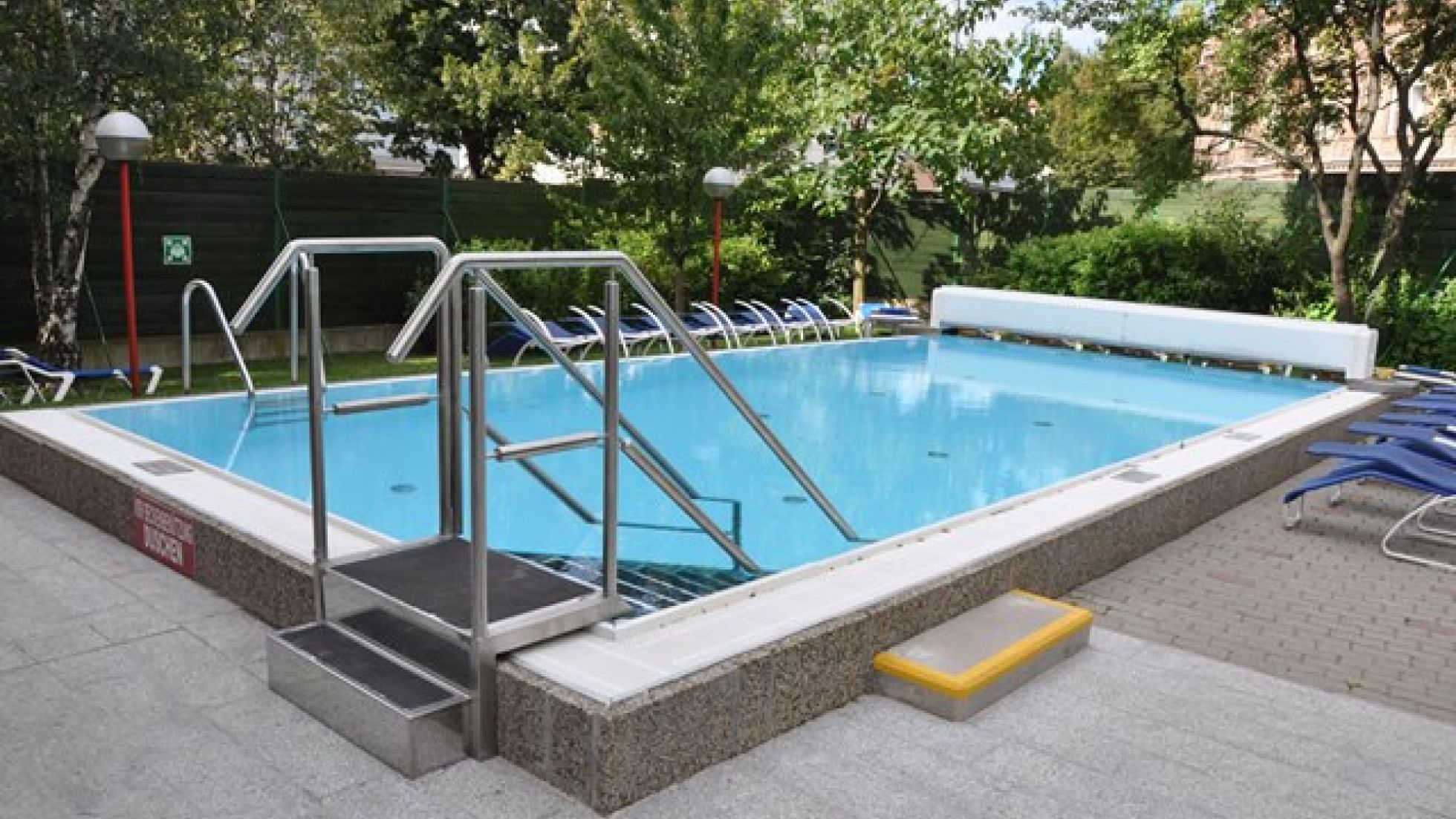 Einstieg Freibecken Penzingerbad