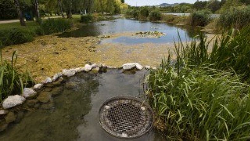 Bodenfilter im Wasserpark