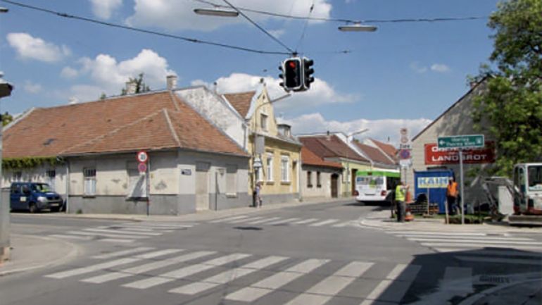 Kreuzungsbereich Laaer-Berg-Straße - Oberlaaer Straße