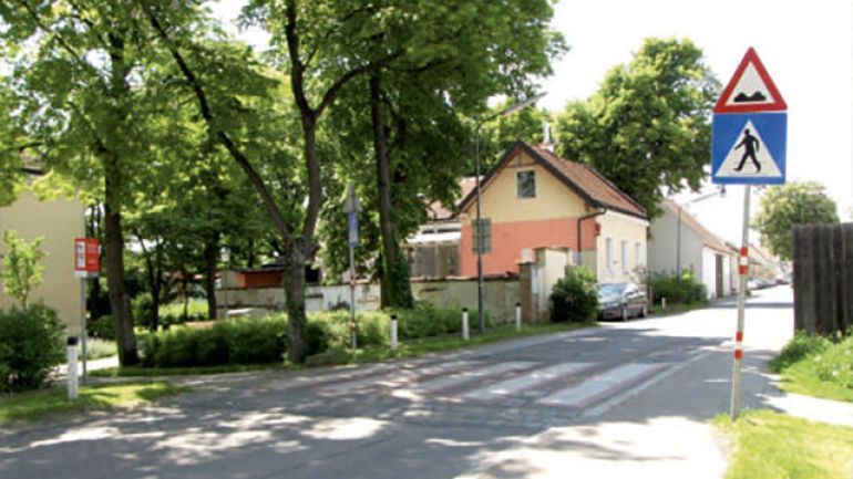 Friedhofstraße beim Friedhof