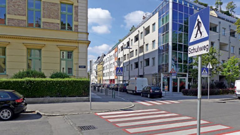 copyright: AUVA Zebrastreifen im Kreuzungsbereich Auhofstraße - Feldmühlgasse
