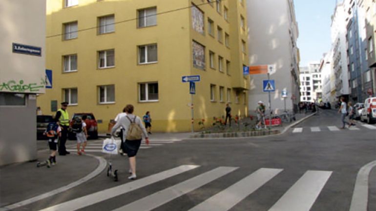 Kreuzungsbereich Klimschgasse - Eslarngasse