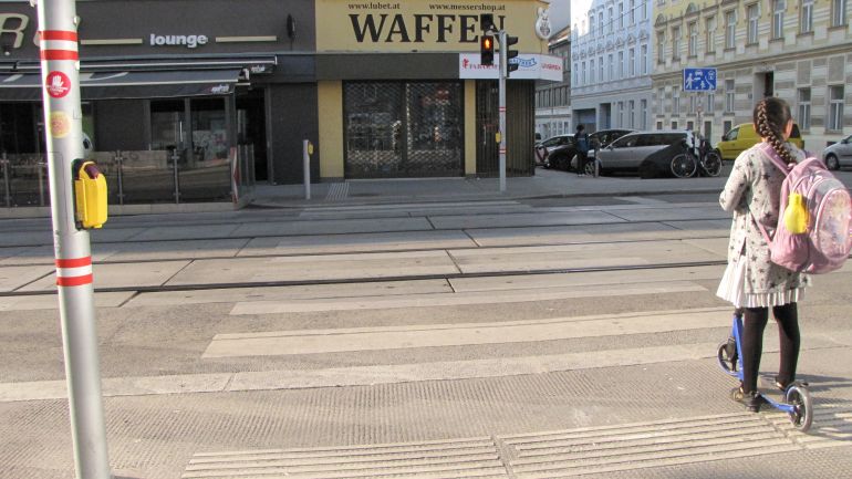 Zebrastreifen Märzstraße Kreuzung Zinckgasse