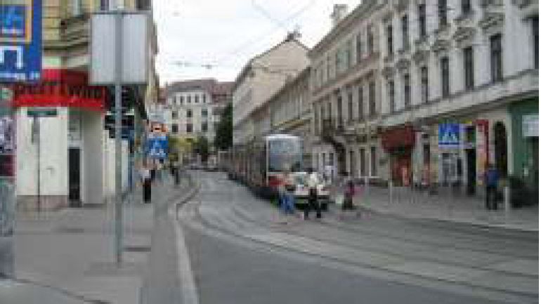 Kreuzungsbereich Huglgasse - Märzstraße