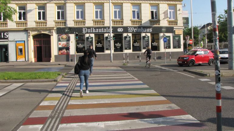copyright: MA 46/Gabriele Steinbach Zebrastreifen Felberstraße