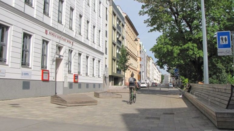 Platz vor der Schule Schulgasse