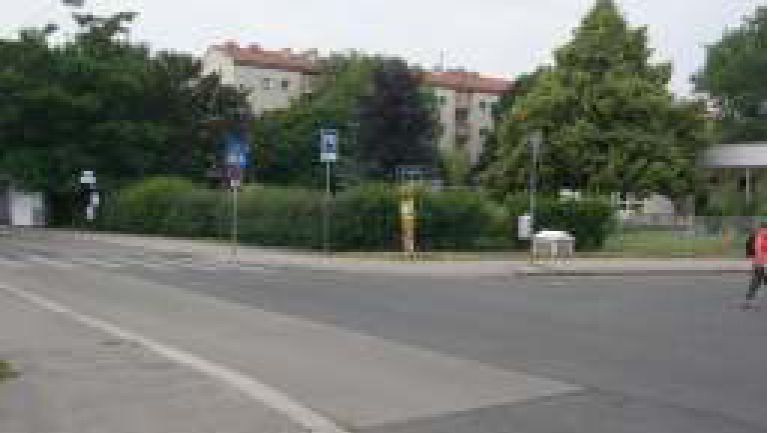 copyright: AUVA Kreuzungsbereich Lorystraße - Wilhelm-Kreß-Platz