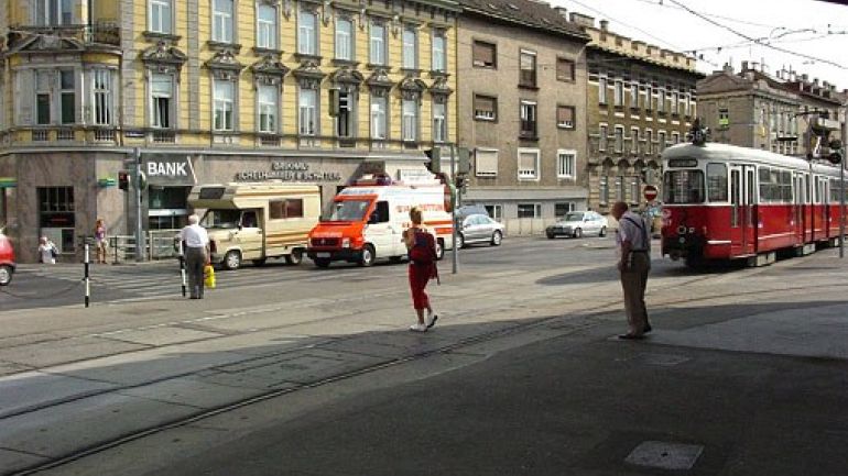 copyright: AUVA Kennedybrücke - Kreuzungsbereich Hadikgasse - Nisselgasse