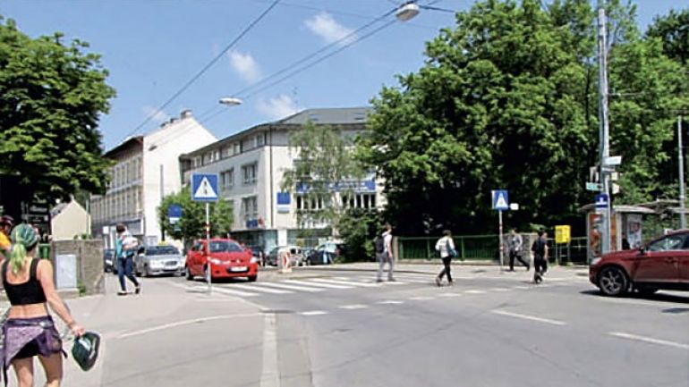 copyright: MA 46/Gabriele Steinbach Querung der Linzer Straße Richtung Straßenbahn-Endstation