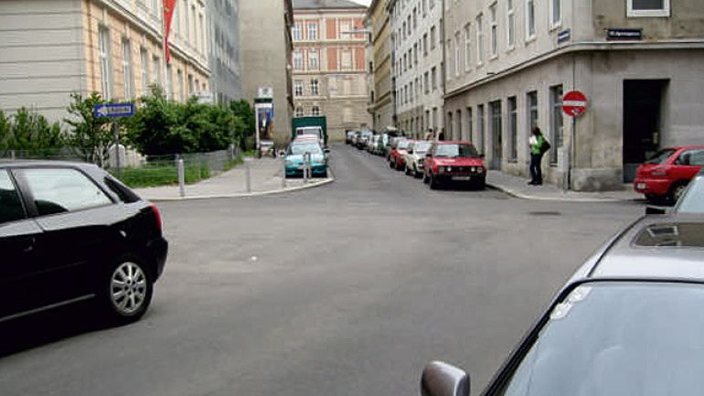 Kreuzungsbereich Viktoriagasse - Sperrgasse