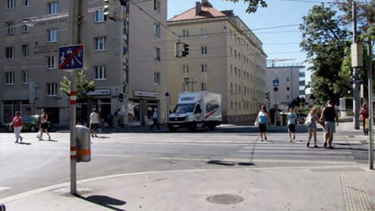 Kreuzungsbereich Hütteldorfer Straße - Wurmsergasse