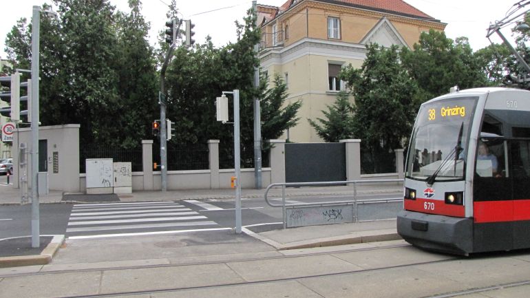 Straßenbahn Grinzinger Allee