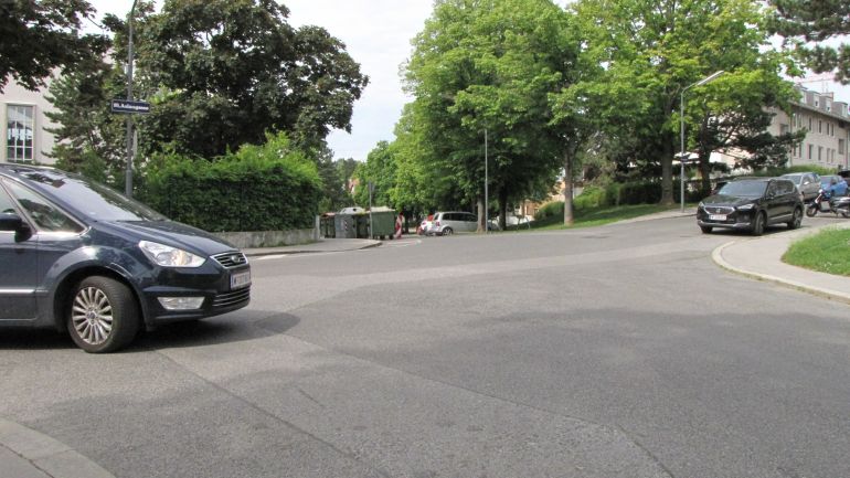 Kreuzung Aslangasse - Leopold-Steiner-Gasse