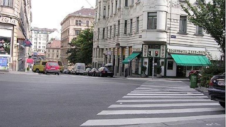 Kreuzungsbereich Burggasse - Kirchengasse