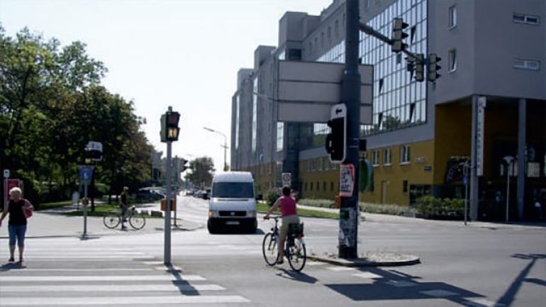 copyright: AUVA Kreuzung Svetelskystraße - Etrichstraße